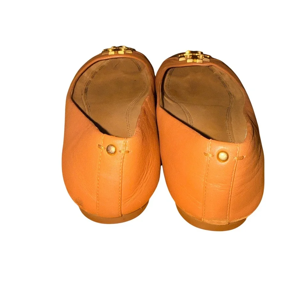Tory Burch EVERLY Ballet Flats Women 6 Pre-Owned Tan Leather Gold Logo Reva Shoe